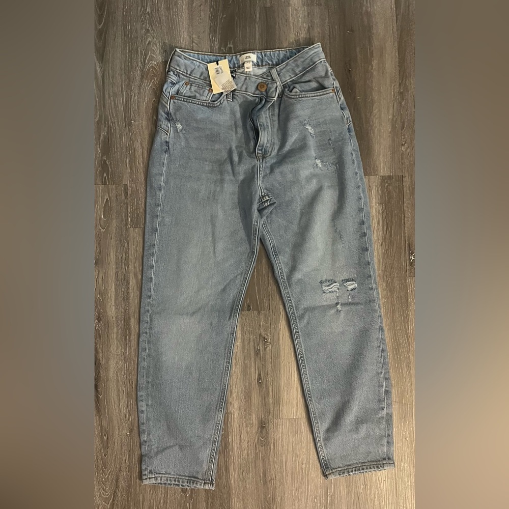Light denim boyfriend jeans loose fit true to size